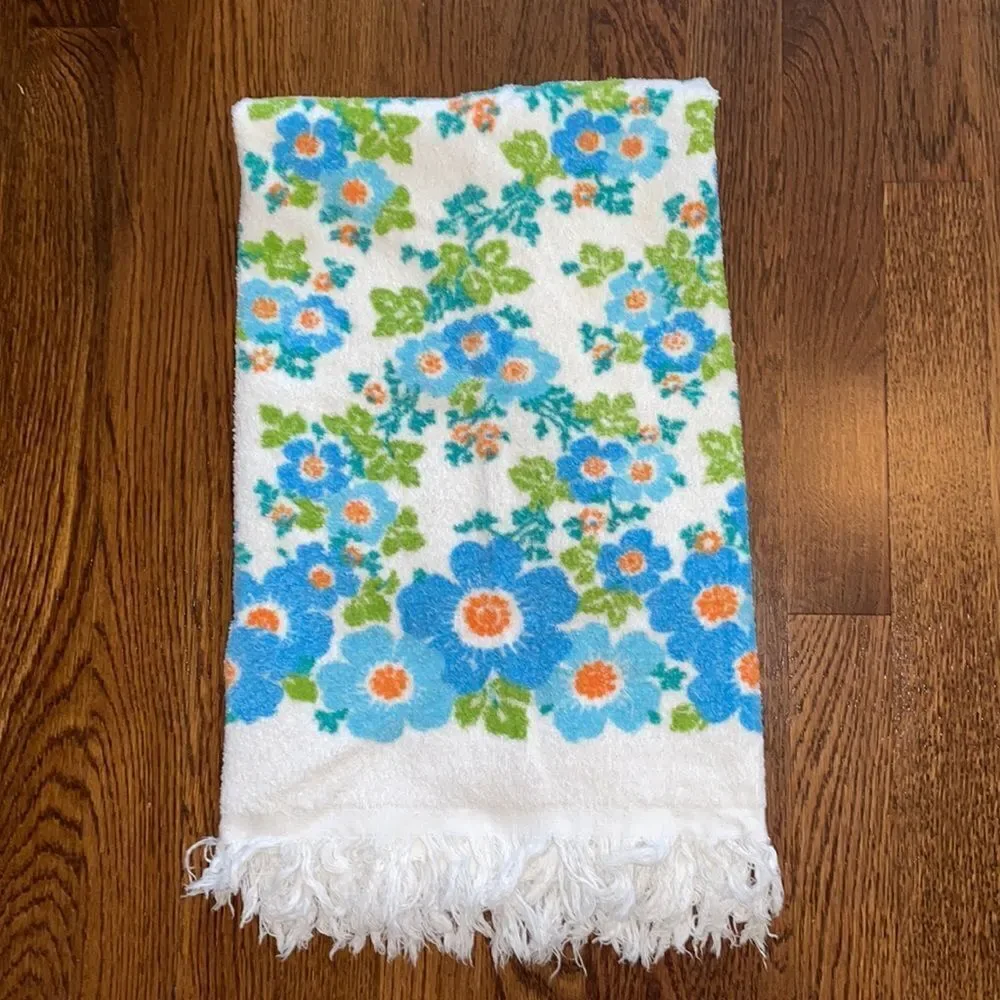 Vintage 70s blue, green‎ & orange flower power white cotton bath towel